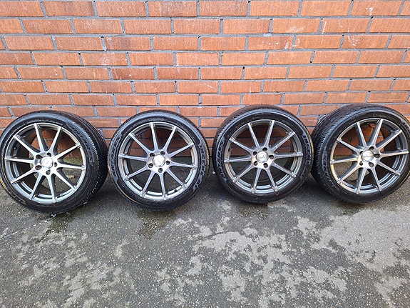 Xtreme Vanteet ja renkaat 18 5x114.3 ja 225/45 18 kulkeutuu mikkeliin 31.7