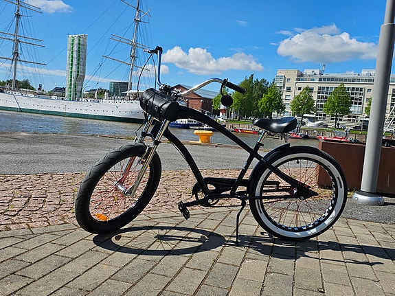 Electra Straight Eight