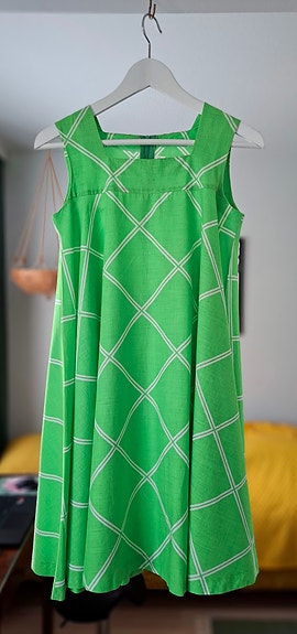 Ihana Pia & Paula vintagemekko, koko 34, ks. mitat