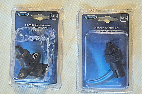 Uudet CRX 2-pin pistoke + pistorasia 6–24V/25A