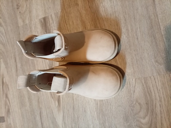 Kenkiä koko 21-24