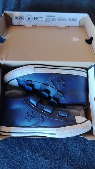 Converse tarralenkkarit koko 34