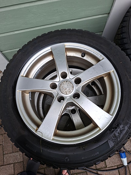 Mb vanteilla michelin nastarenkaat 16 dezent vanteilla