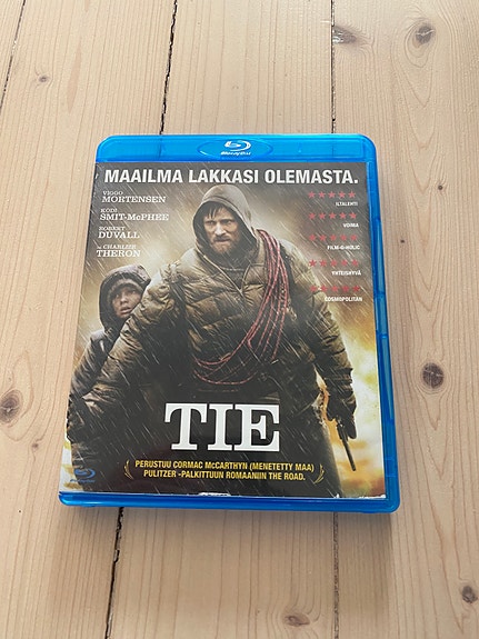 Tie blu ray