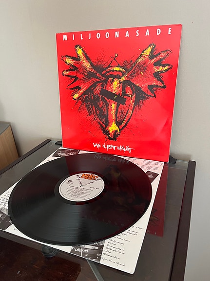 Miljoonasade - Vain nopeat elävät LP