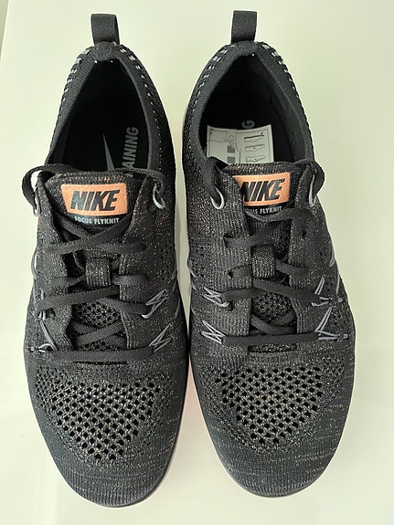 Nike Free Focus Flyknit treenikengät  6,5 / 37,5