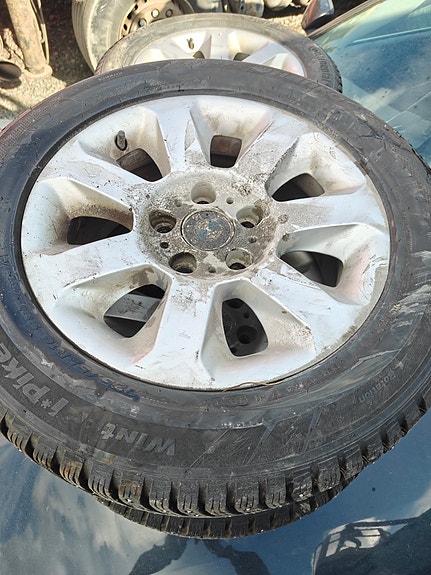 bmw 5 sarja 530d e61 e60 nastarenkaat ja orkkis vanteet