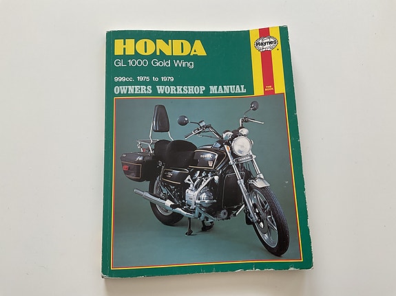 Honda Gold Wing 1000 korjausopas