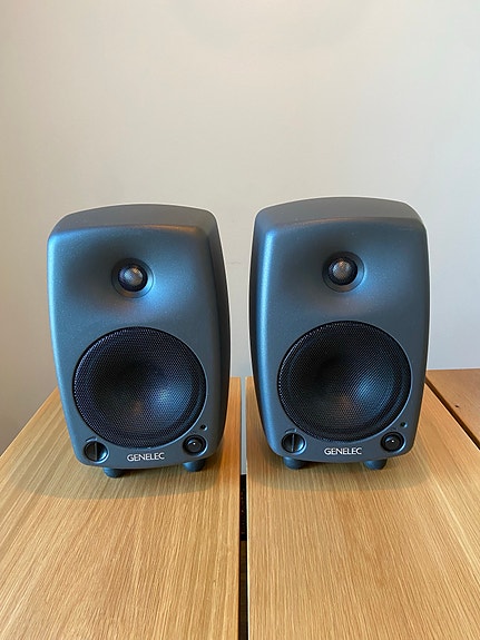 Genelec 8030B