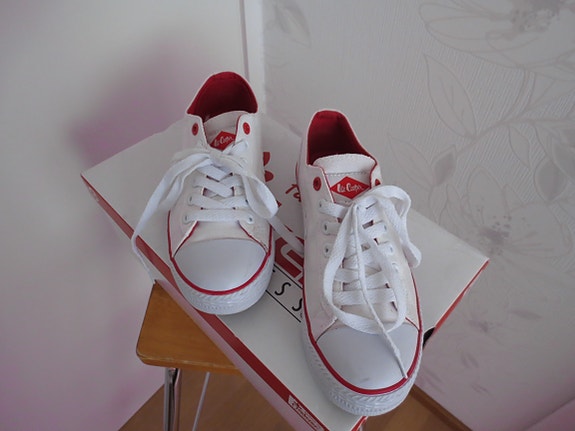 Uudenveroiset  LEE  COOPER  Converse Tennarit/ Lenkkarit Koko 36.