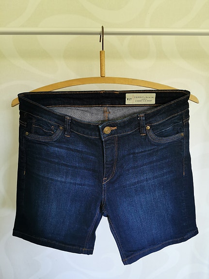 Naisten farkkushortsit, Esprit, koko: W27