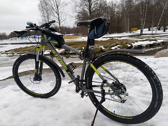 myyn polkupyörää