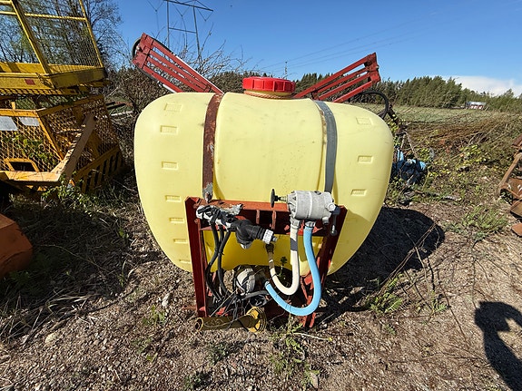 600 L kasvinsuojeluruiskun säiliö