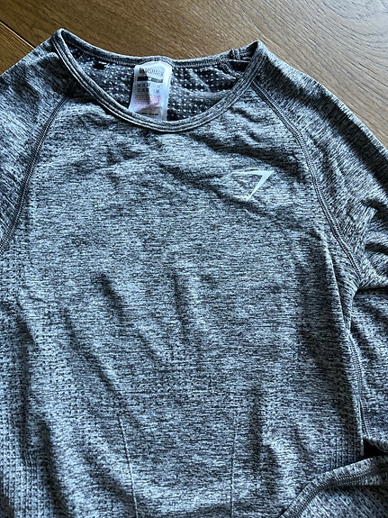 Gymshark pitkähihainen treenipaita M harmaa