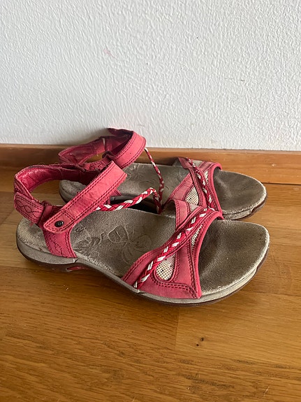 Merrell sandaalit koko 38