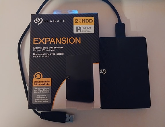 Seagate Expansion Plus ulkoinen kovalevy (2 TB)