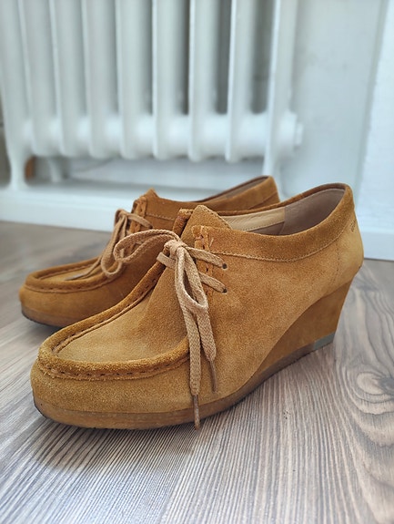 Clarks Originals mokkanahkaiset kiilakorkokengät