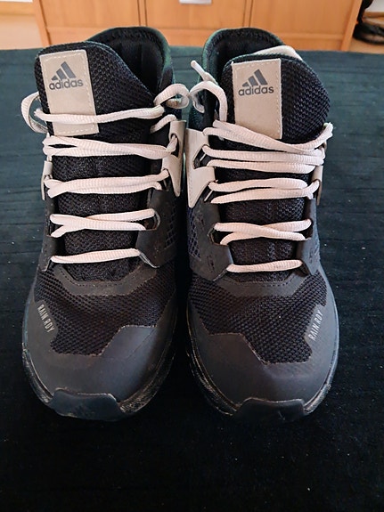 ADIDAS 36 välikausi kengät
