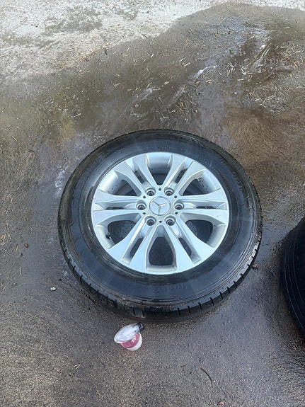 Sprinterin vanteet 17x6.5 6x130