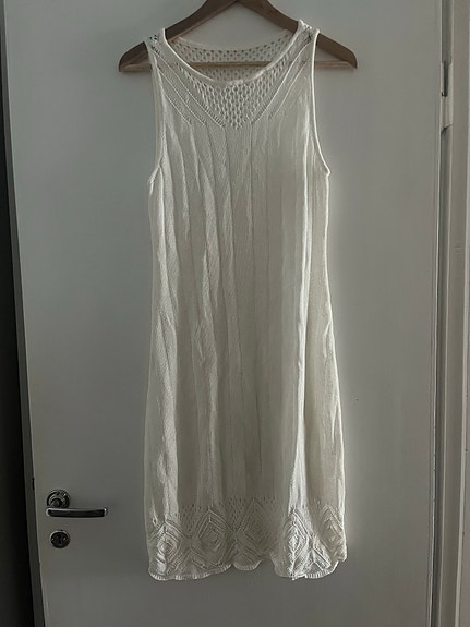 Virkattu mekko