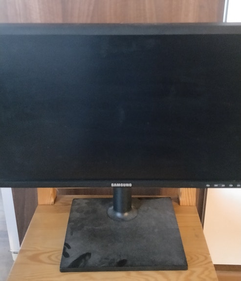 Samsung 23'' näyttö