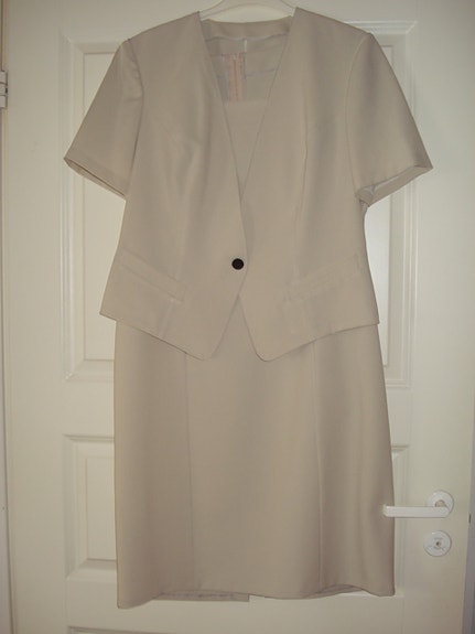 2-osainen beige kotelomekko 42-44
