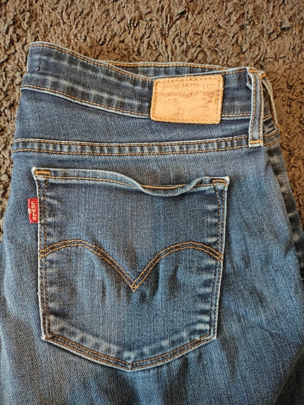 Levi’s 711 Skinny farkut koko 32 sininen