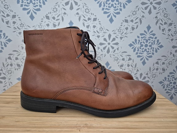 Vagabond nauhalliset nilkkurit 40