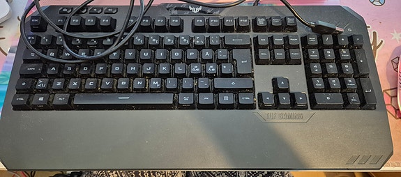 Tuf Gaming näppis