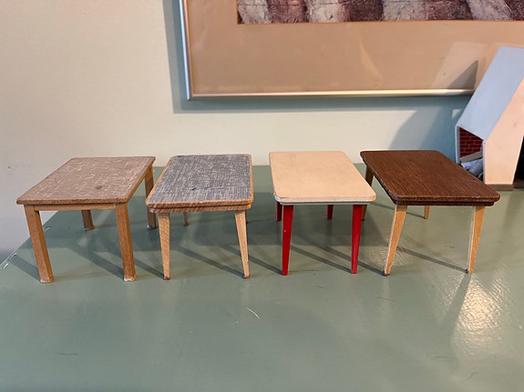 Lundby vanhoja keittiön pöytiä