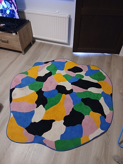 Ikean pyöreä matto