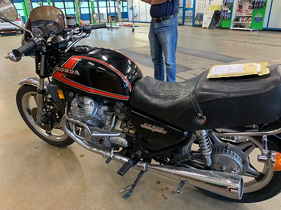 OSTETAAN: Honda CX500 1978 tankki