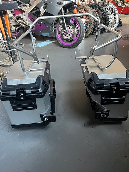 Sivulaukut KTM 190 Adventure