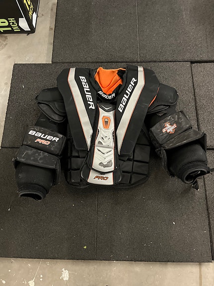 Bauer Pro SR-L maalivahdin rintapanssari