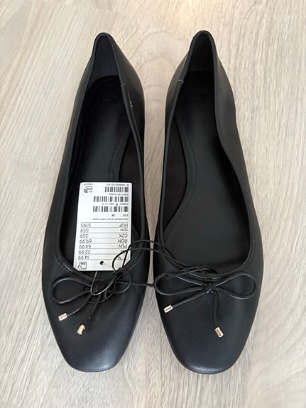 H&M mustat käyttämättömät ballerinat, koko 39