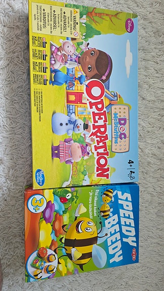 Hasbro Doc McStuffins Operation -peli + Speedy Bee lastenpelit