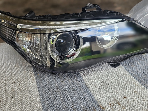 BMW E60 E61 prefacelift Hella Xenon