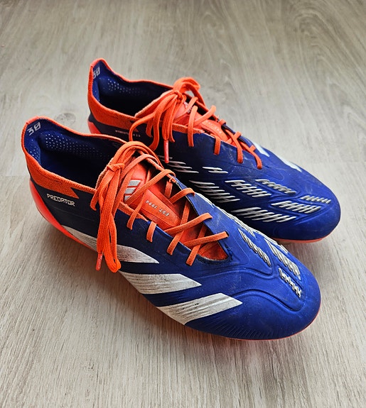Adidas Predator Elite AG jalkapallokengät koko 40