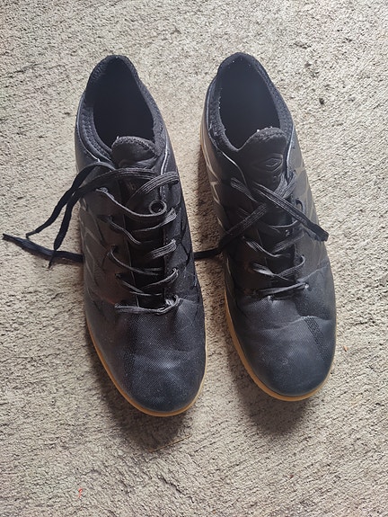 Umbro sisäpelikengät 42