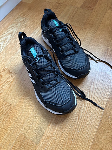 Adidas terrex-lenkkarit