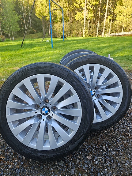 BMW 18" 245 / 45 kesärenkaat vanteilla