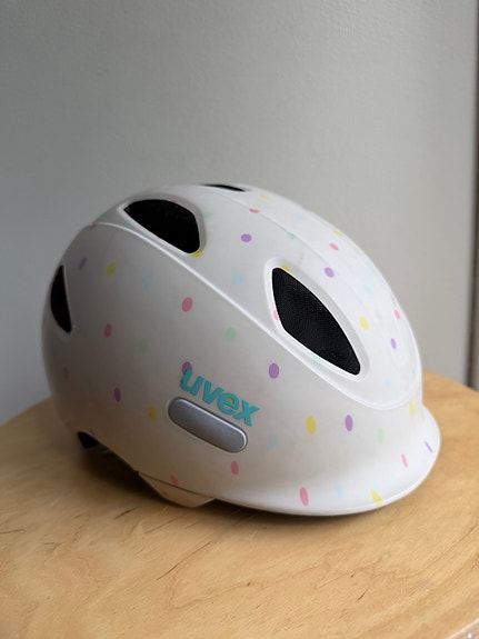 Uvex lasten pyöräilykypärä 45–50 cm
