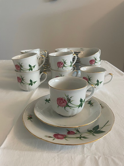 Christineholm porcelaine Rose kahviastiasto