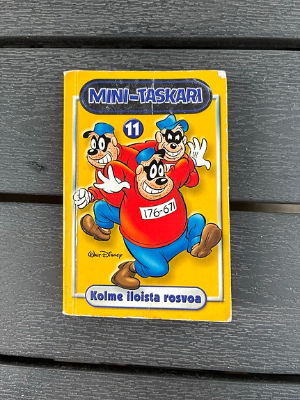 Disney Aku Ankka Mini-Taskari 11 Kolme iloista rosvoa sarjakuva