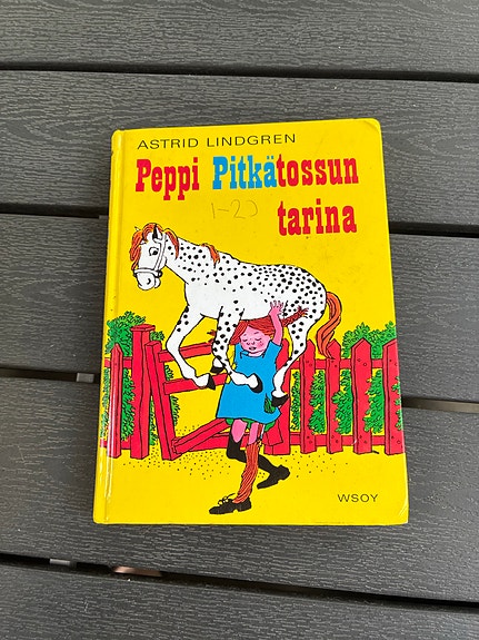 Astrid Lindgren: "Peppi Pitkätossun tarina" kirja