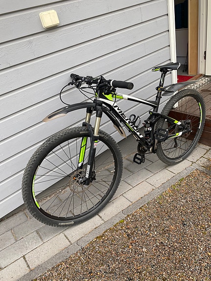 Merida Ninety-nine hiilikuituinen täysjousitettu maastopyörä 29" runko M unisex