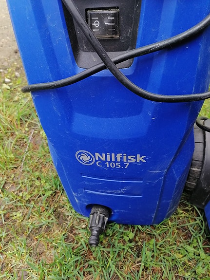 Painepesurit nilfisk 2kpl.