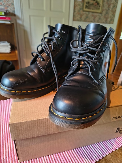 Dr. Martens maiharit koko 44