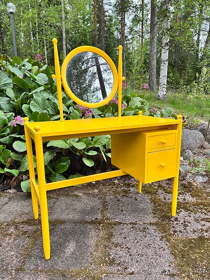 Retro kampauspöytä