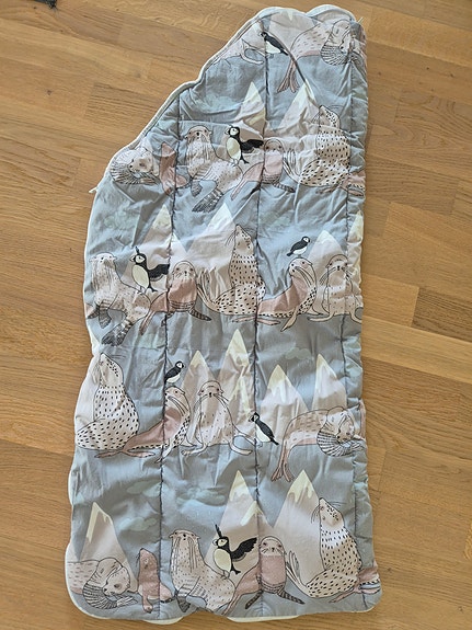 Äitiyspakkaus - 21 makuupussi